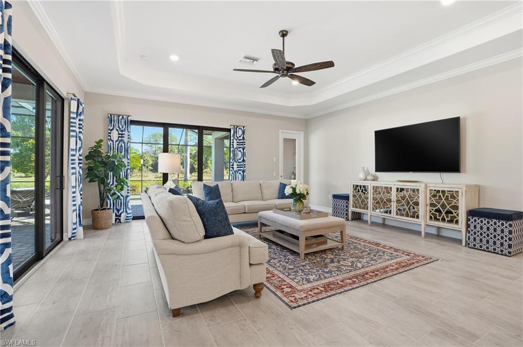 LAMORADA - Residential