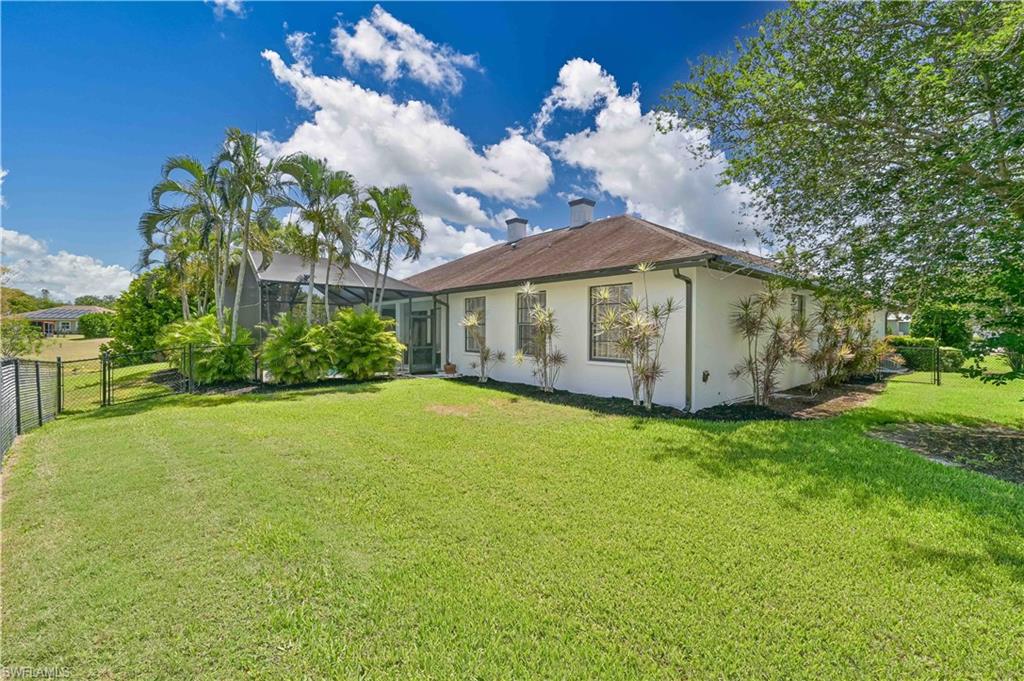 THE GROVES - Residential