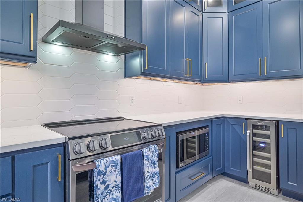 THE GROVES - Residential