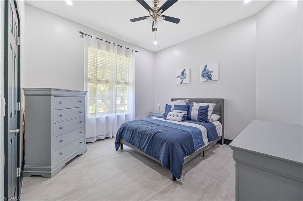 THE GROVES - Residential