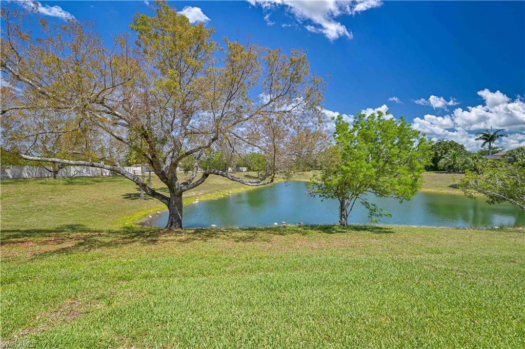 THE GROVES - Residential