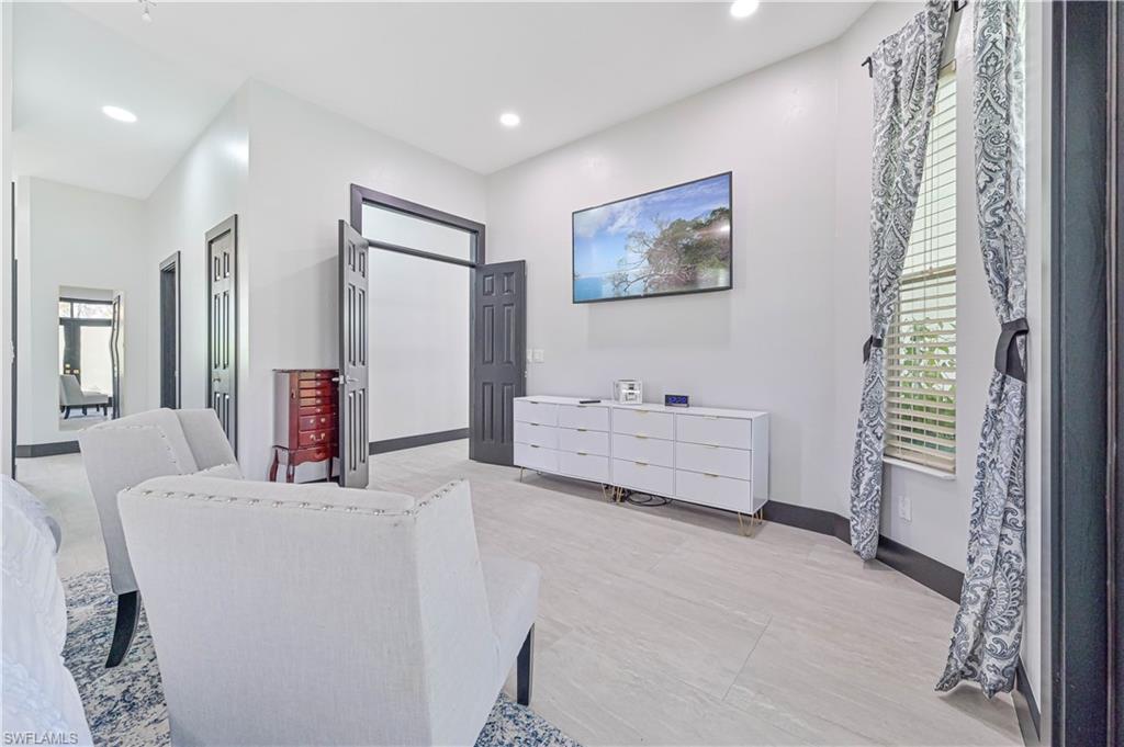 THE GROVES - Residential