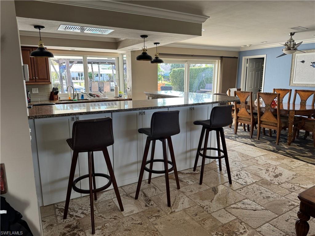 TOWN AND RIVER - Residential