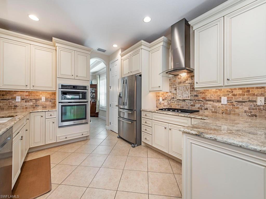 BONITA LAKES - Residential