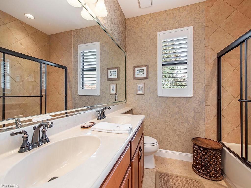 BONITA LAKES - Residential