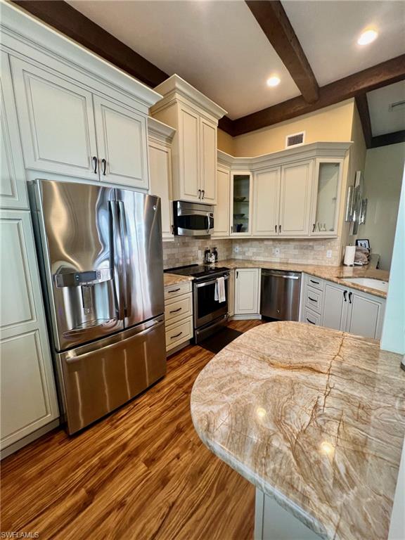 BEACHWALK GARDENS - Residential