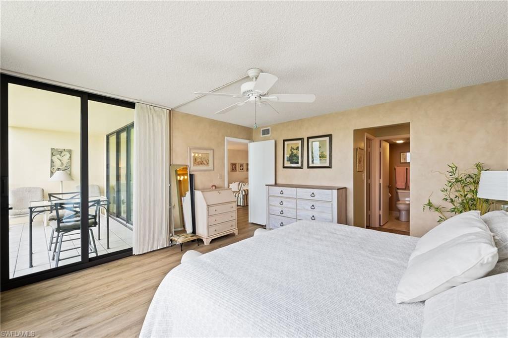 THE PALMS OF BAY BEACH - Residential