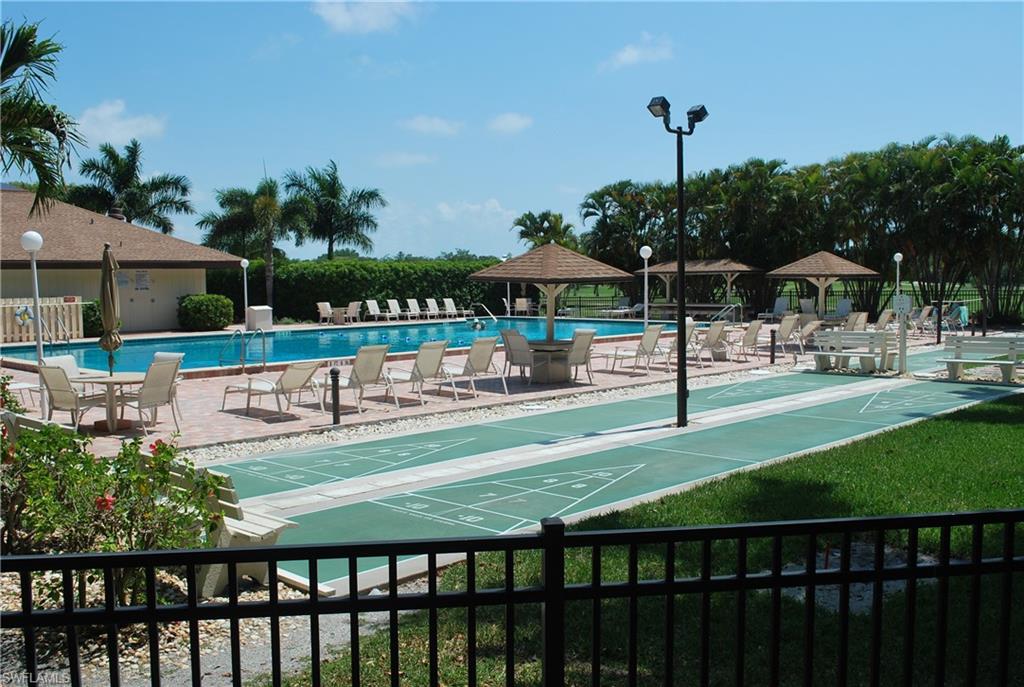 THE PALMS OF BAY BEACH - Residential