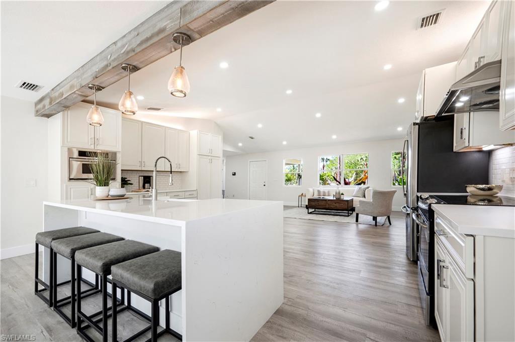 GOLDEN GATE ESTATES - Residential