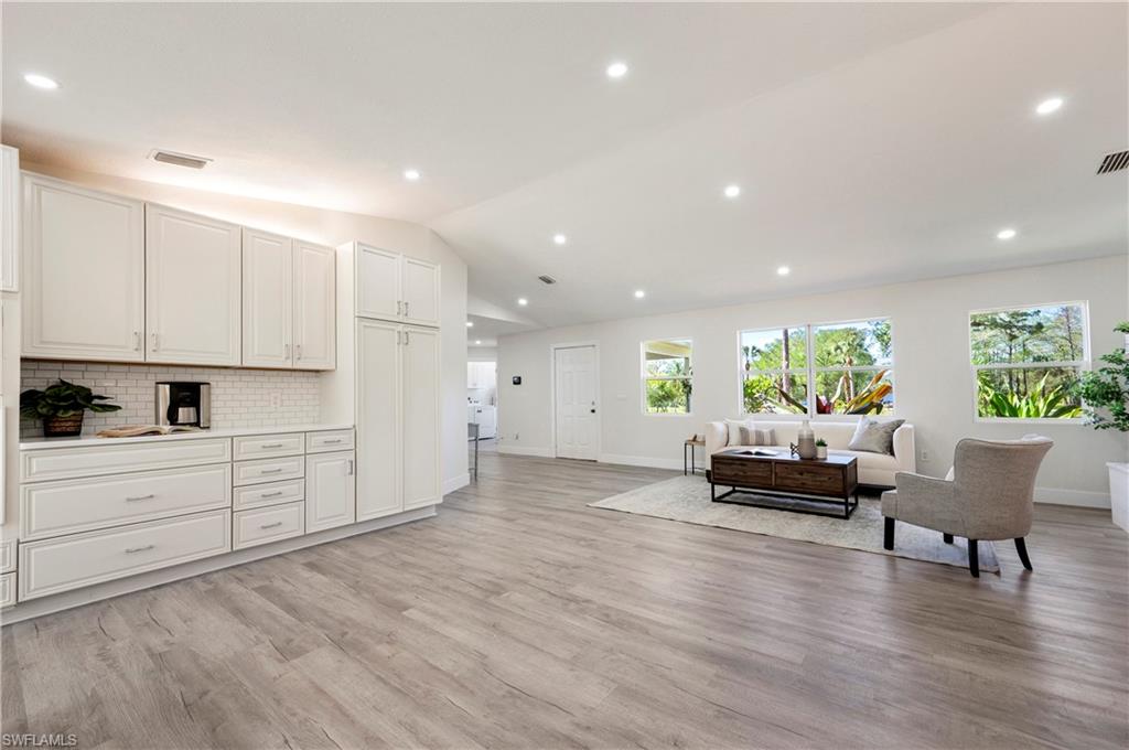 GOLDEN GATE ESTATES - Residential