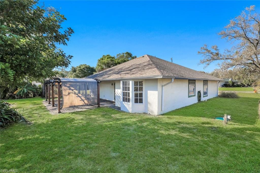 COLONIAL PINES - Residential