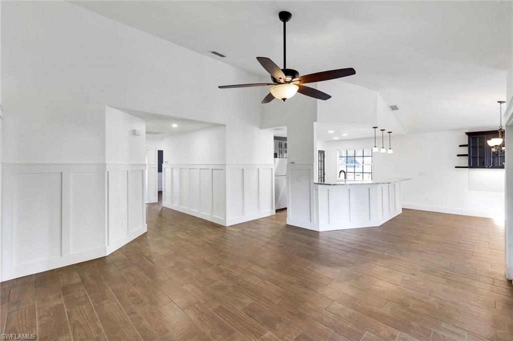 COLONIAL PINES - Residential