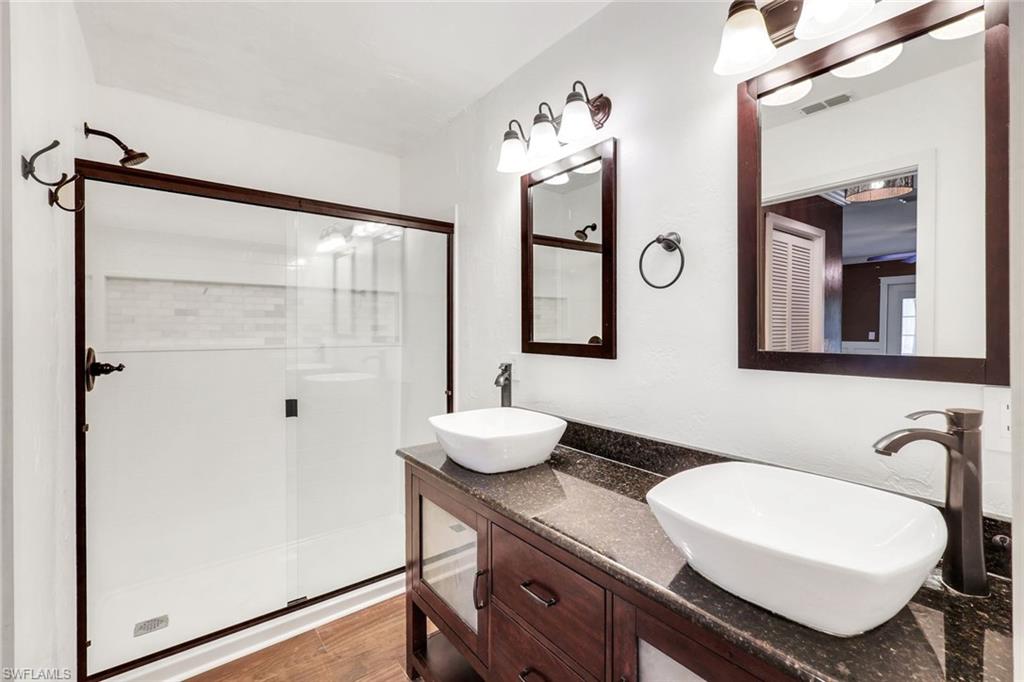 COLONIAL PINES - Residential