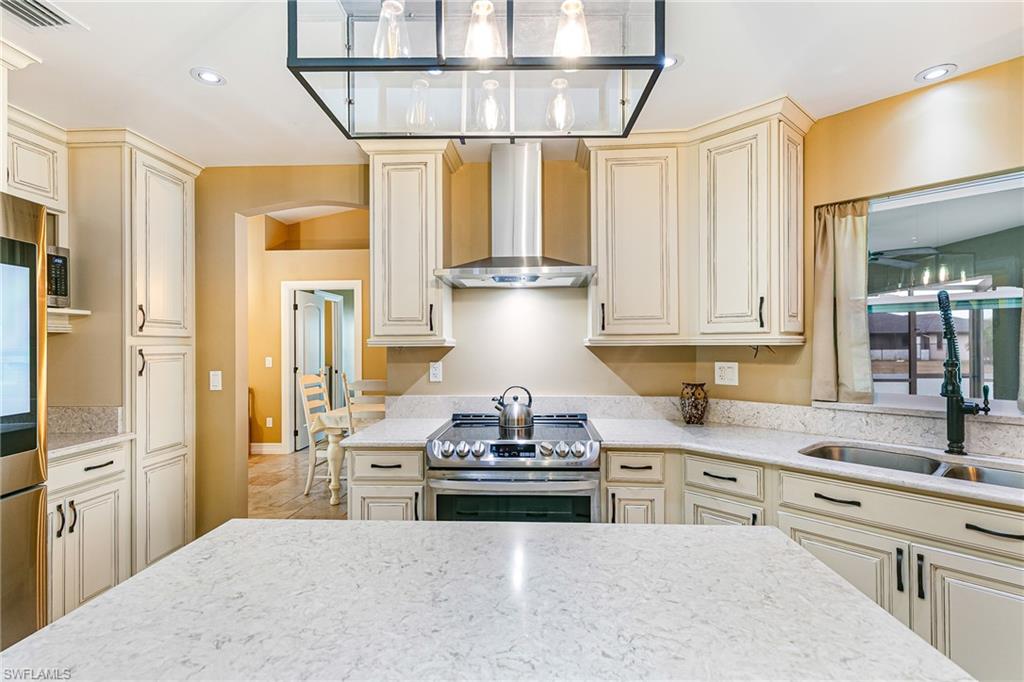 COVINGTON MEAD - Residential