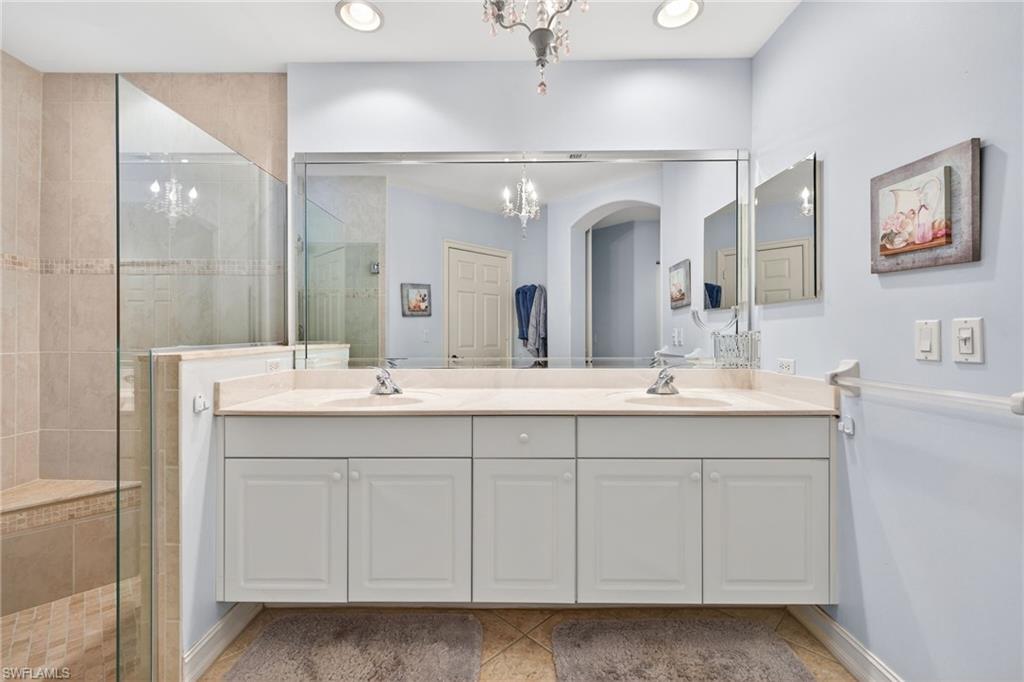 EDGEWATER - Residential