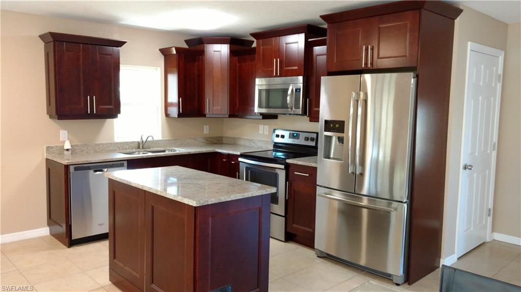 RIVERBEND - Residential