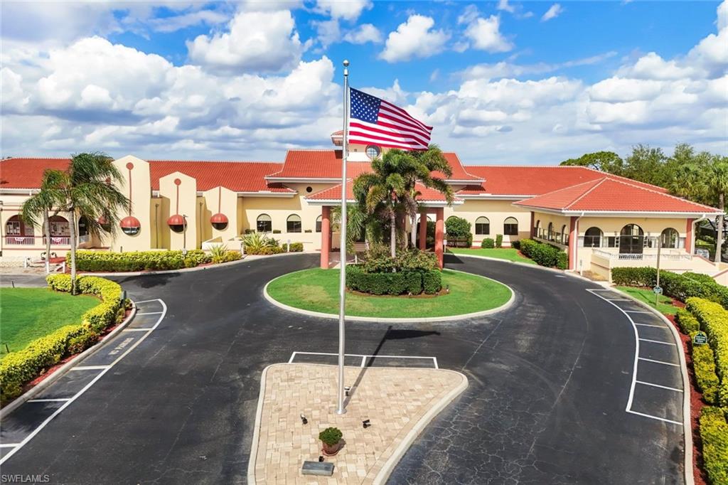 SABAL SPRINGS GOLF AND RACQUET CLUB - Residential