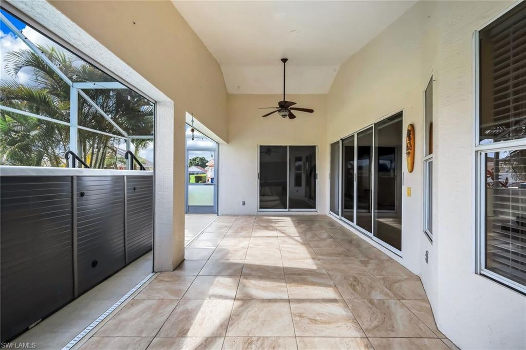 SABAL SPRINGS GOLF AND RACQUET CLUB - Residential