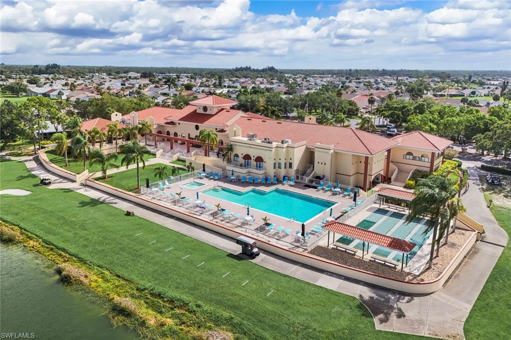SABAL SPRINGS GOLF AND RACQUET CLUB - Residential