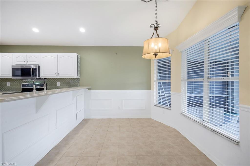 SABAL SPRINGS GOLF AND RACQUET CLUB - Residential