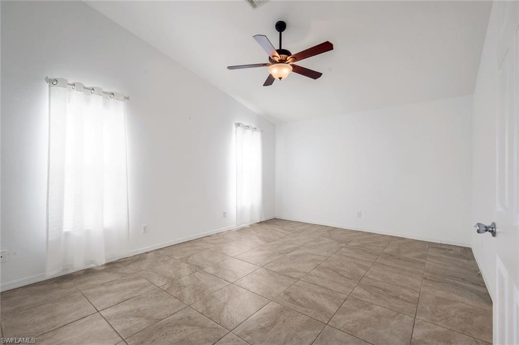 SABAL SPRINGS GOLF AND RACQUET CLUB - Residential