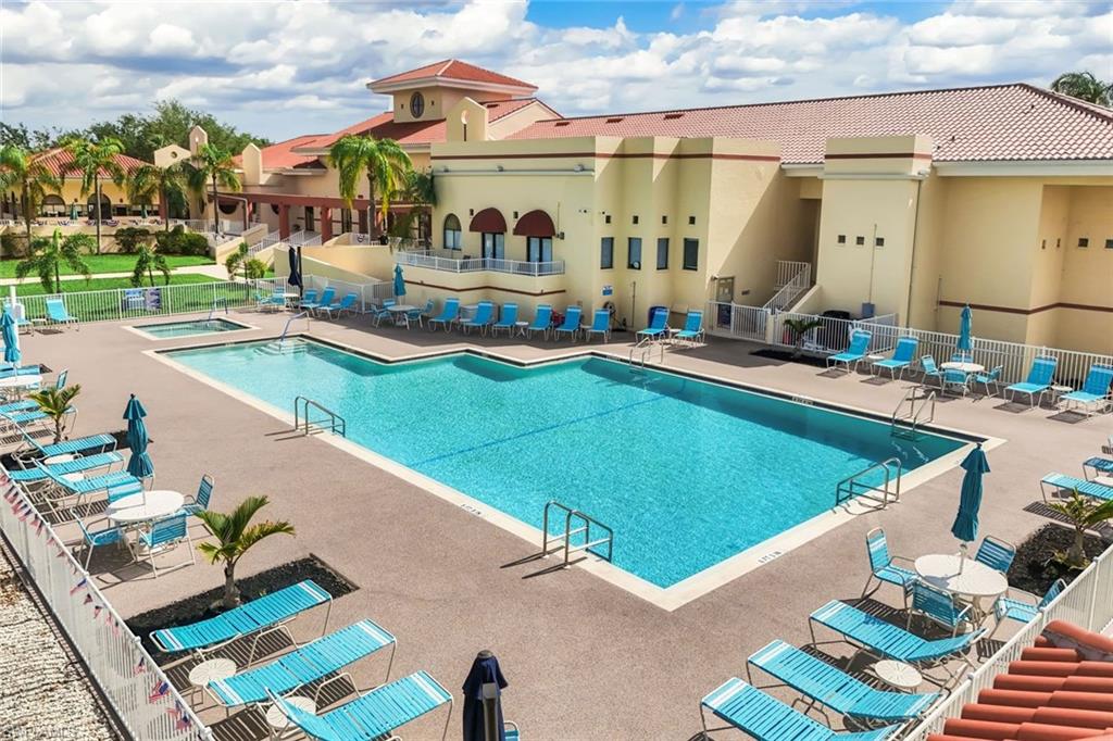 SABAL SPRINGS GOLF AND RACQUET CLUB - Residential