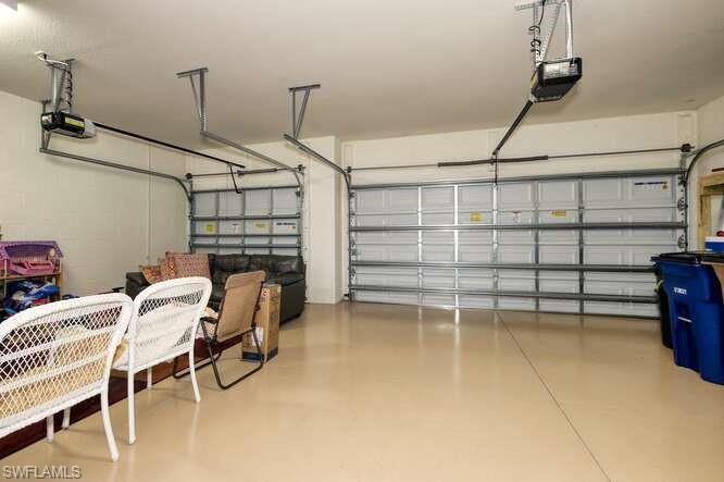 PORTICO - Residential