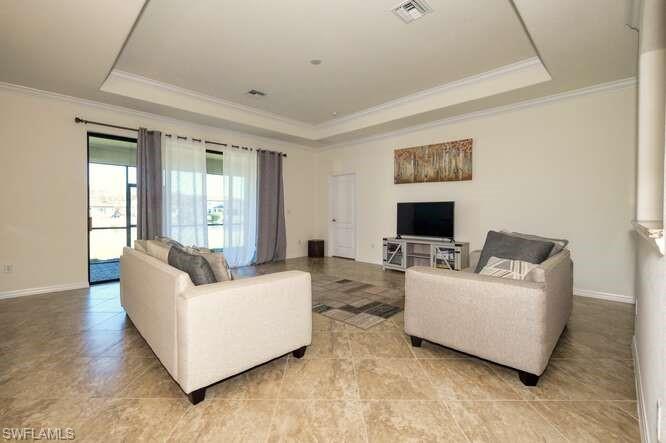 PORTICO - Residential