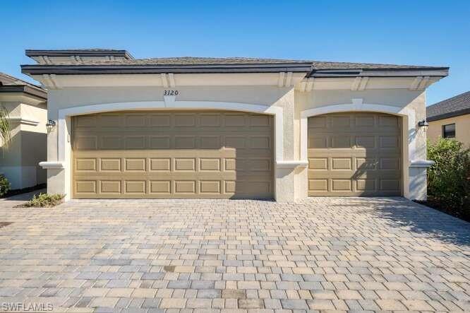 PORTICO - Residential