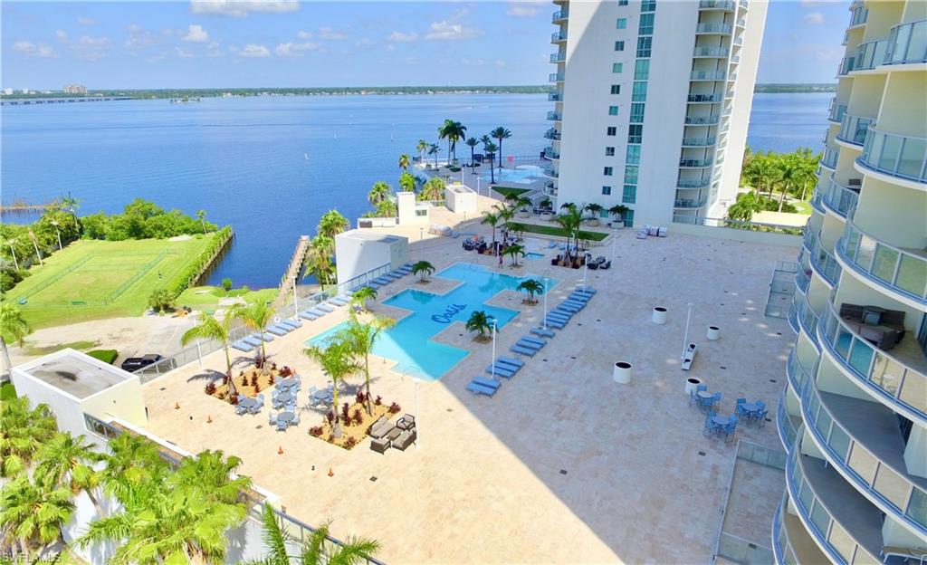3000 Oasis Grand BLVD 1606
