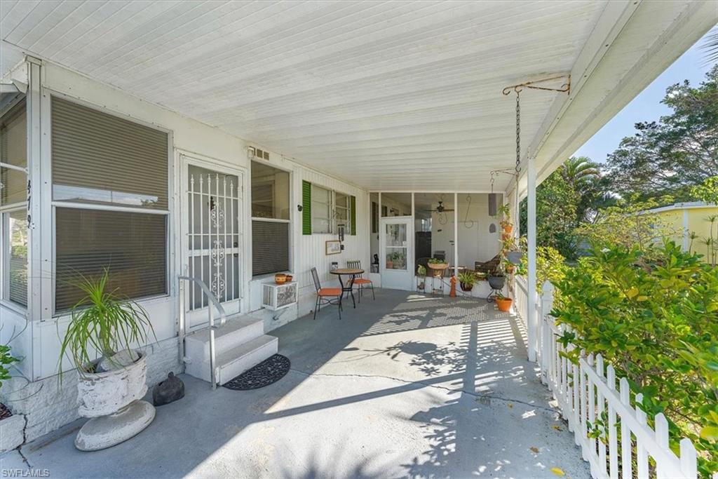 RIVIERA COLONY - Residential