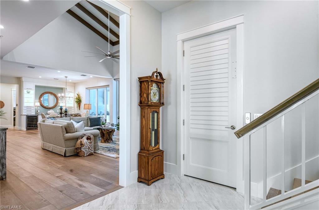 MARCO BEACH - Residential