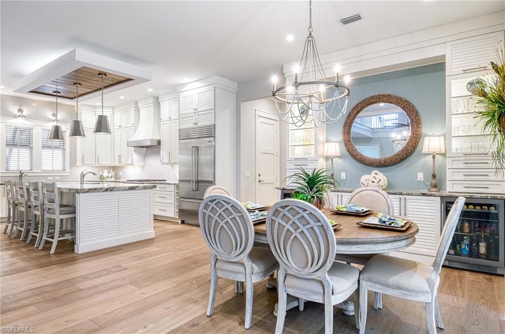 MARCO BEACH - Residential