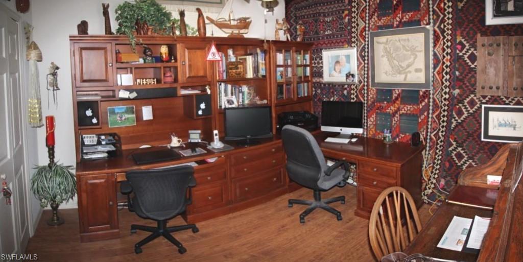 HERONS GLEN - Residential