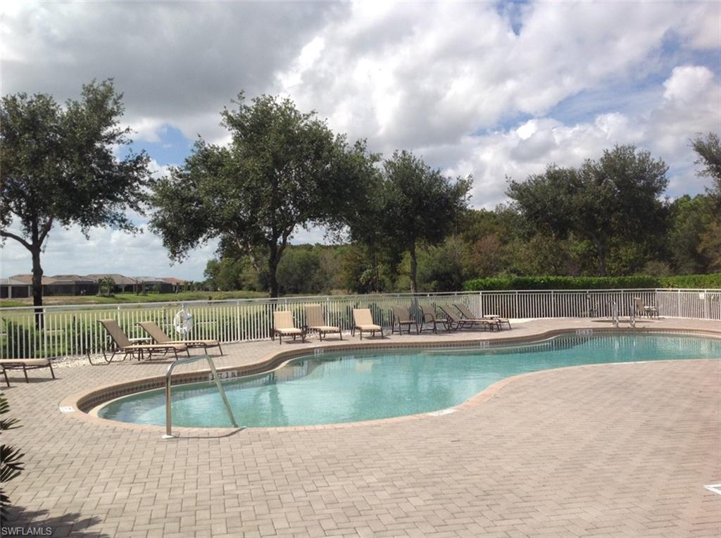 ASHTON OAKS - Residential