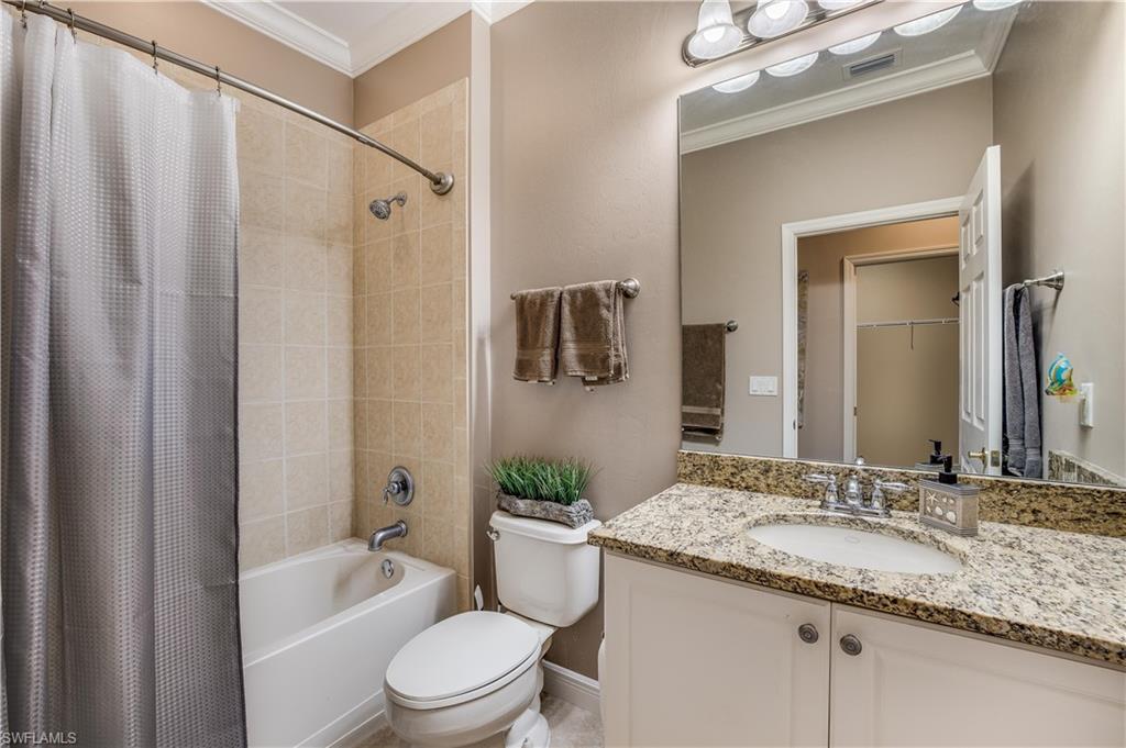 ASHTON OAKS - Residential