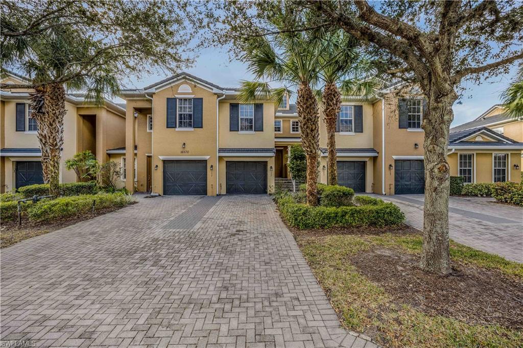 ASHTON OAKS - Residential