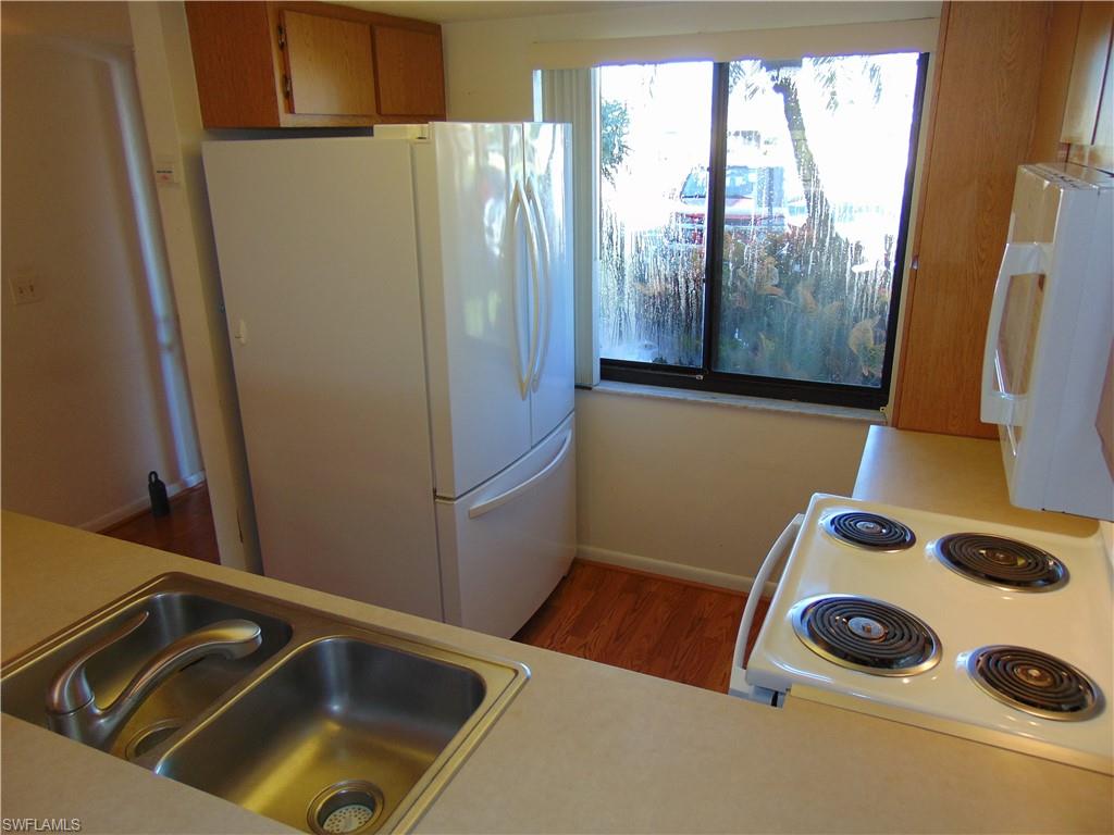 GOLF VIEW MANOR CONDO - Residential