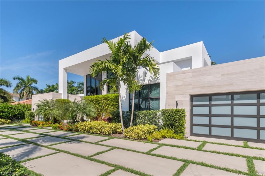 PARK SHORE - Residential