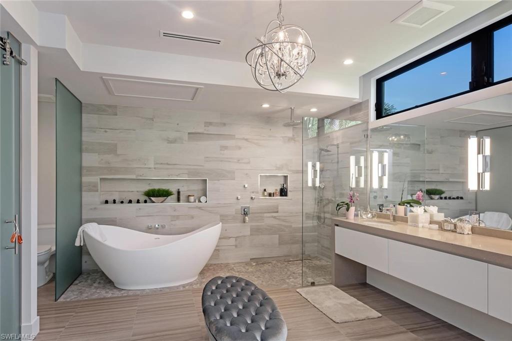 PARK SHORE - Residential