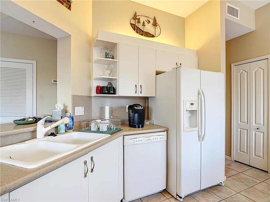 PEBBLE CREEK - Residential Lease