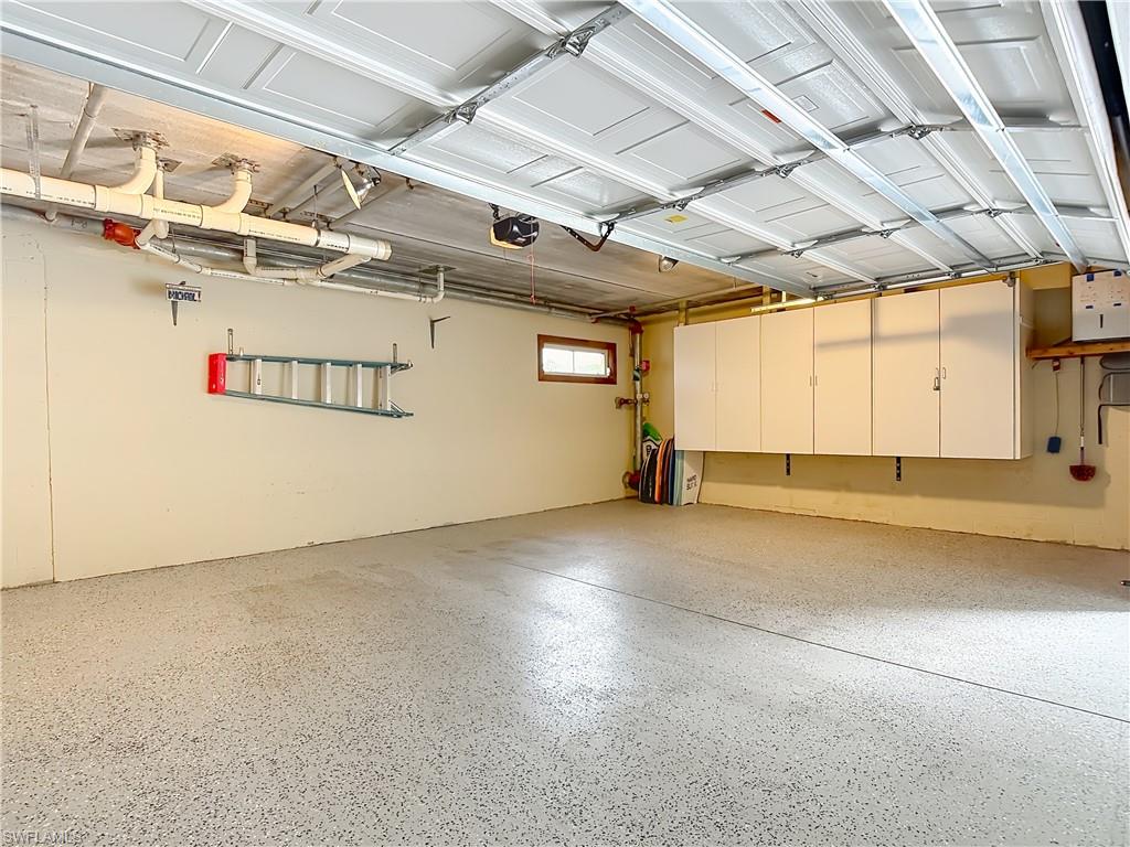 PEBBLE CREEK - Residential Lease