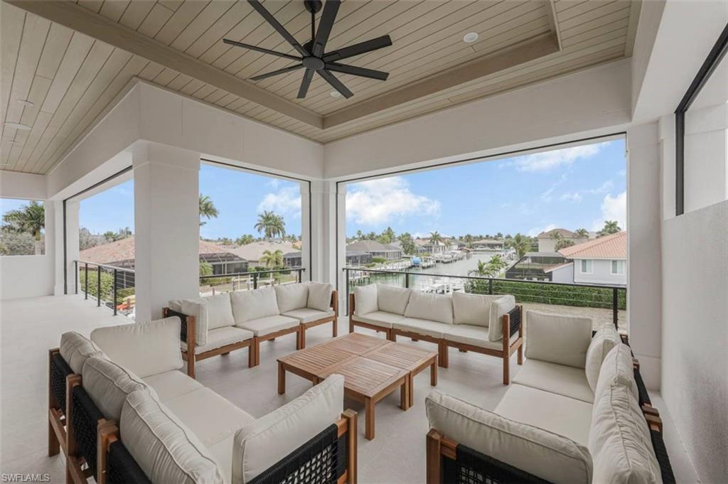 MARCO BEACH - Residential