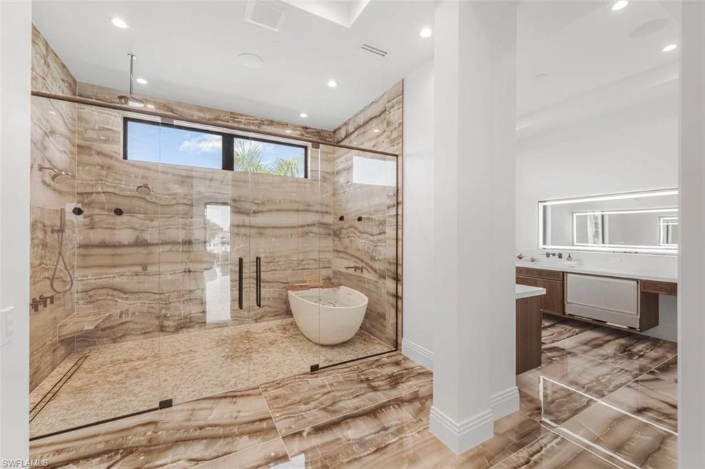 MARCO BEACH - Residential