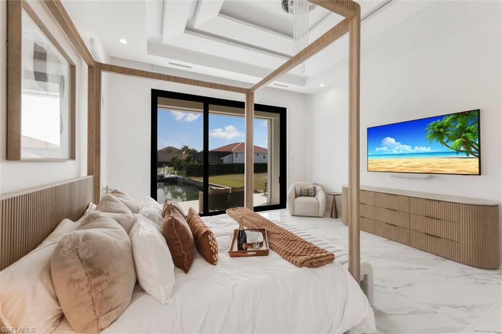 MARCO BEACH - Residential