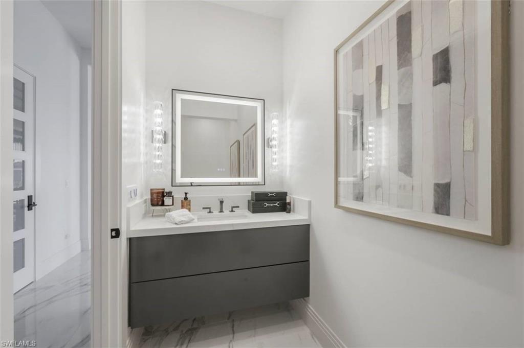 MARCO BEACH - Residential