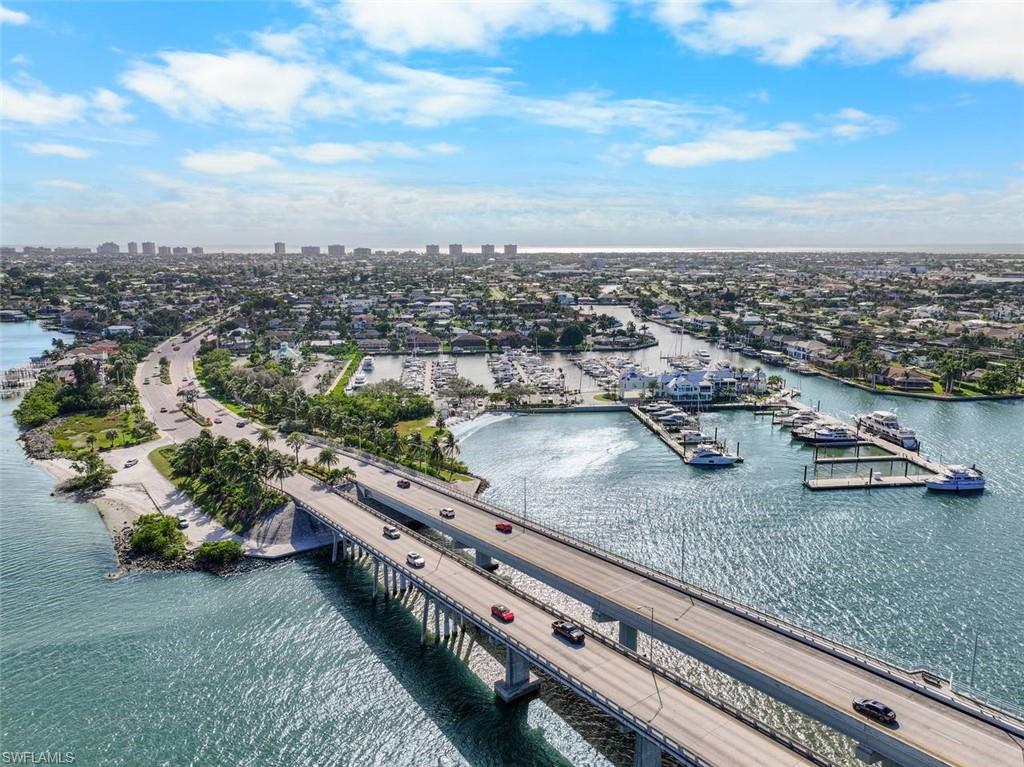 MARCO BEACH - Residential