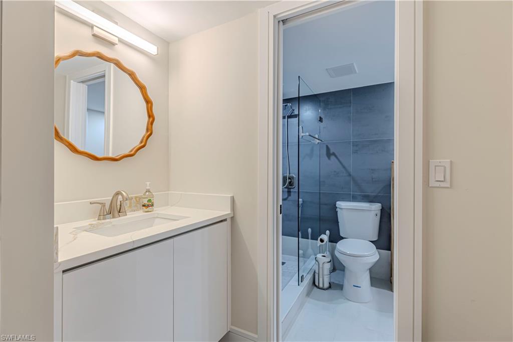 VANDERBILT TOWERS - Residential Lease