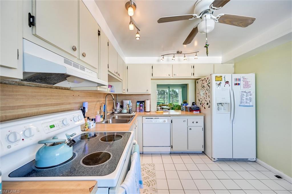 NAPLES SUNRISE - Residential