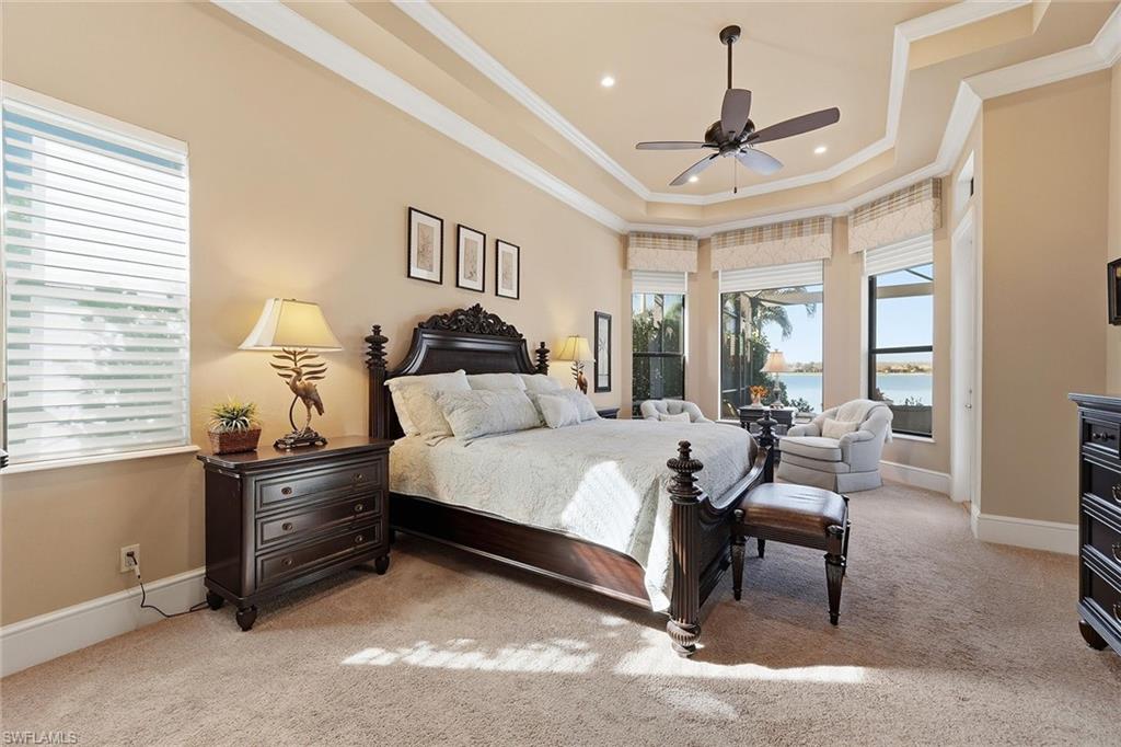 TWIN EAGLES - Residential